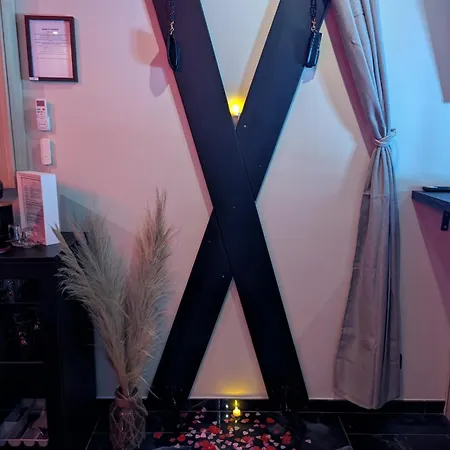 Romantique Room,salon Massage,mirroir,croix,parking * Grenoble